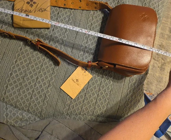 Patricia Nash Cognac Leather Crossbody Bag - Picture 12 of 12